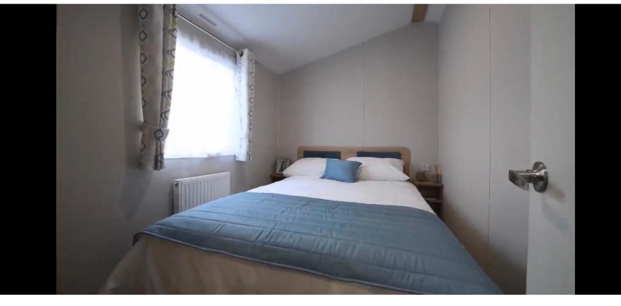 Ultimate Serene Getaway East Mersea Exterior photo